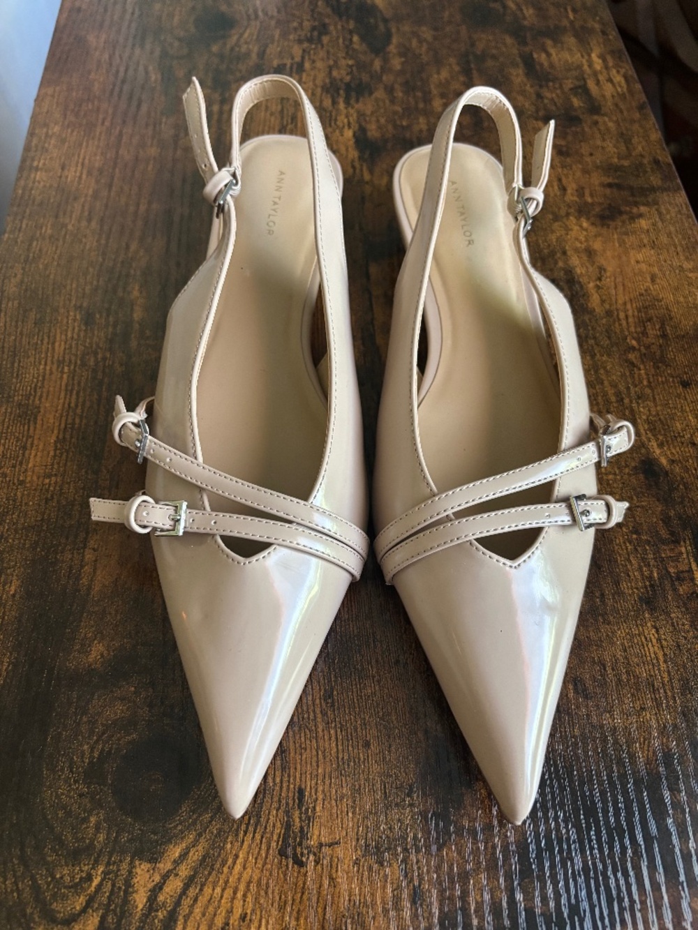 Ann Taylor Ivory Patent Strappy Slingback Kitten Heels 8.5M